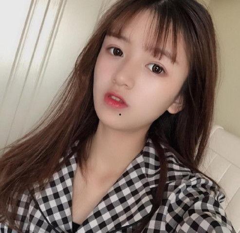 网红吃瓜视频允恩推荐,揭秘热门吃瓜视频背后的故事 第1张 网红吃瓜视频允恩推荐,揭秘热门吃瓜视频背后的故事 第1张